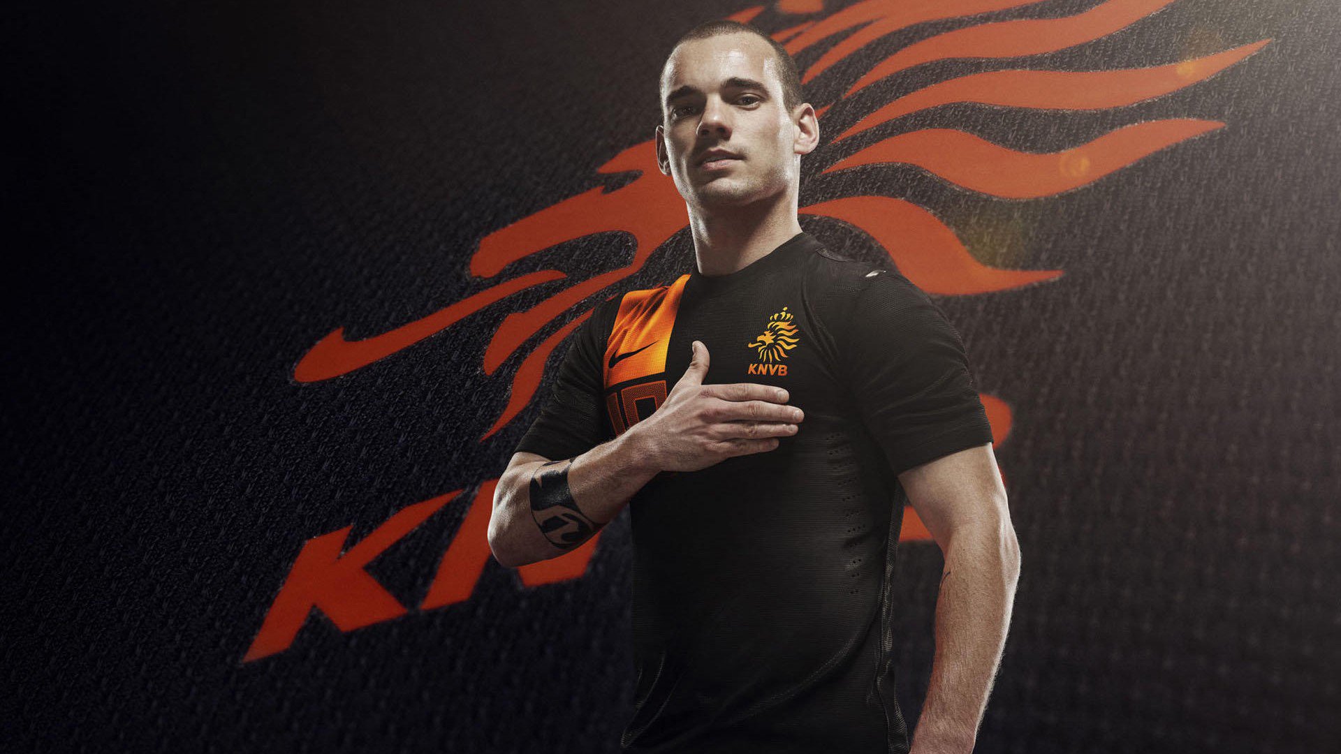 媒体评论国足表现，呼吁改革，评价国足